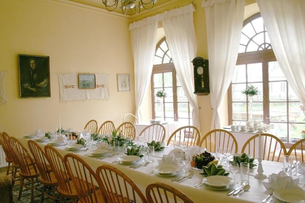 Palac Kurozweki Aparthotel Bagian luar foto