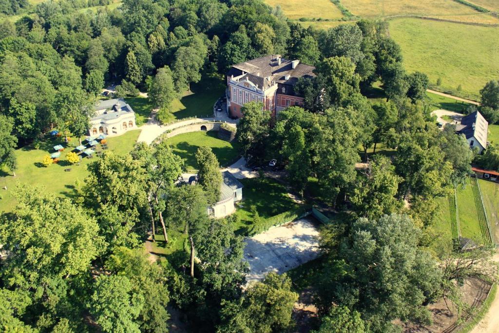 Palac Kurozweki Aparthotel Bagian luar foto